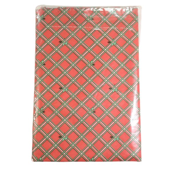 Vintage Christmas Vinyl Flannel Back Table Cloth - 52"x 90" - *NEW* - Picture 2 of 2